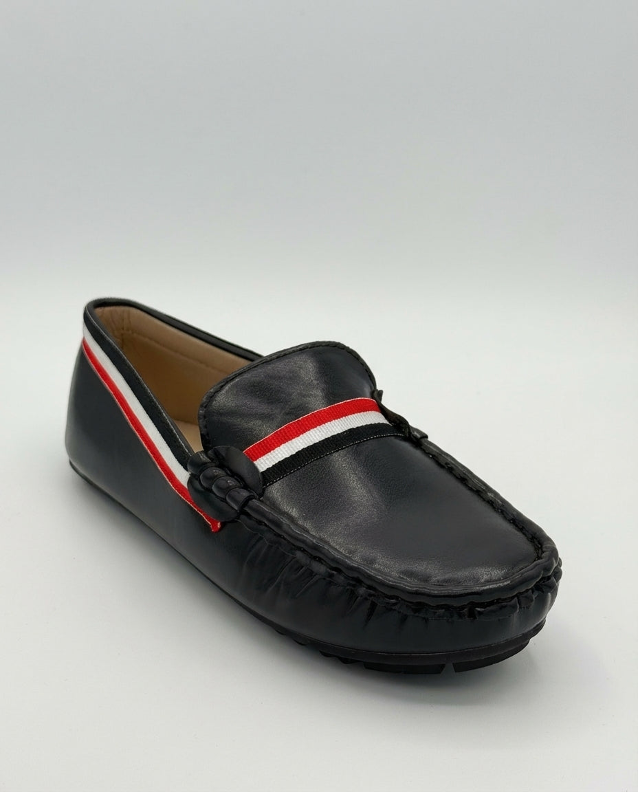 Boys black leather striped loafer — toe detail