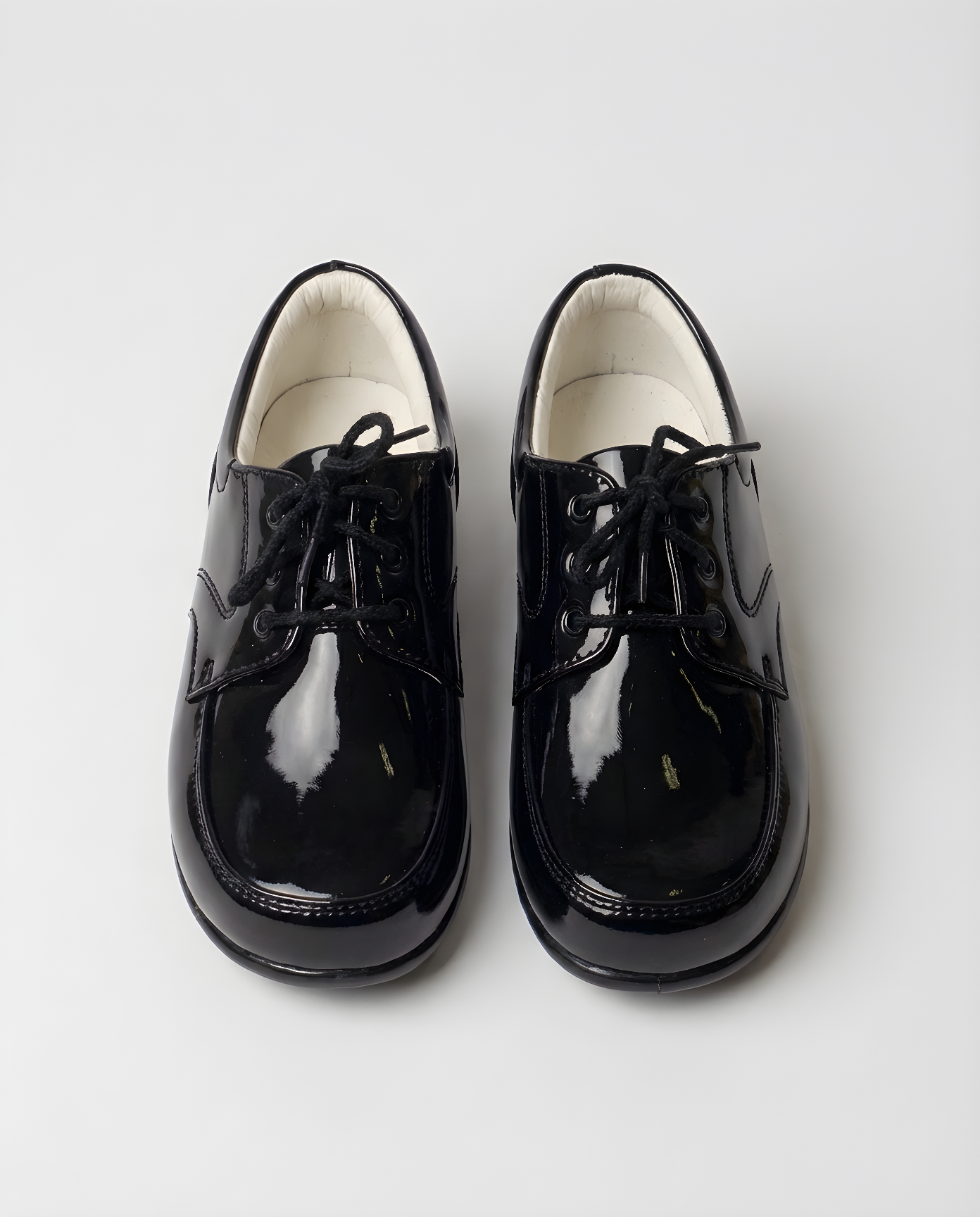 Boys classic black patent oxford shoe — sole view