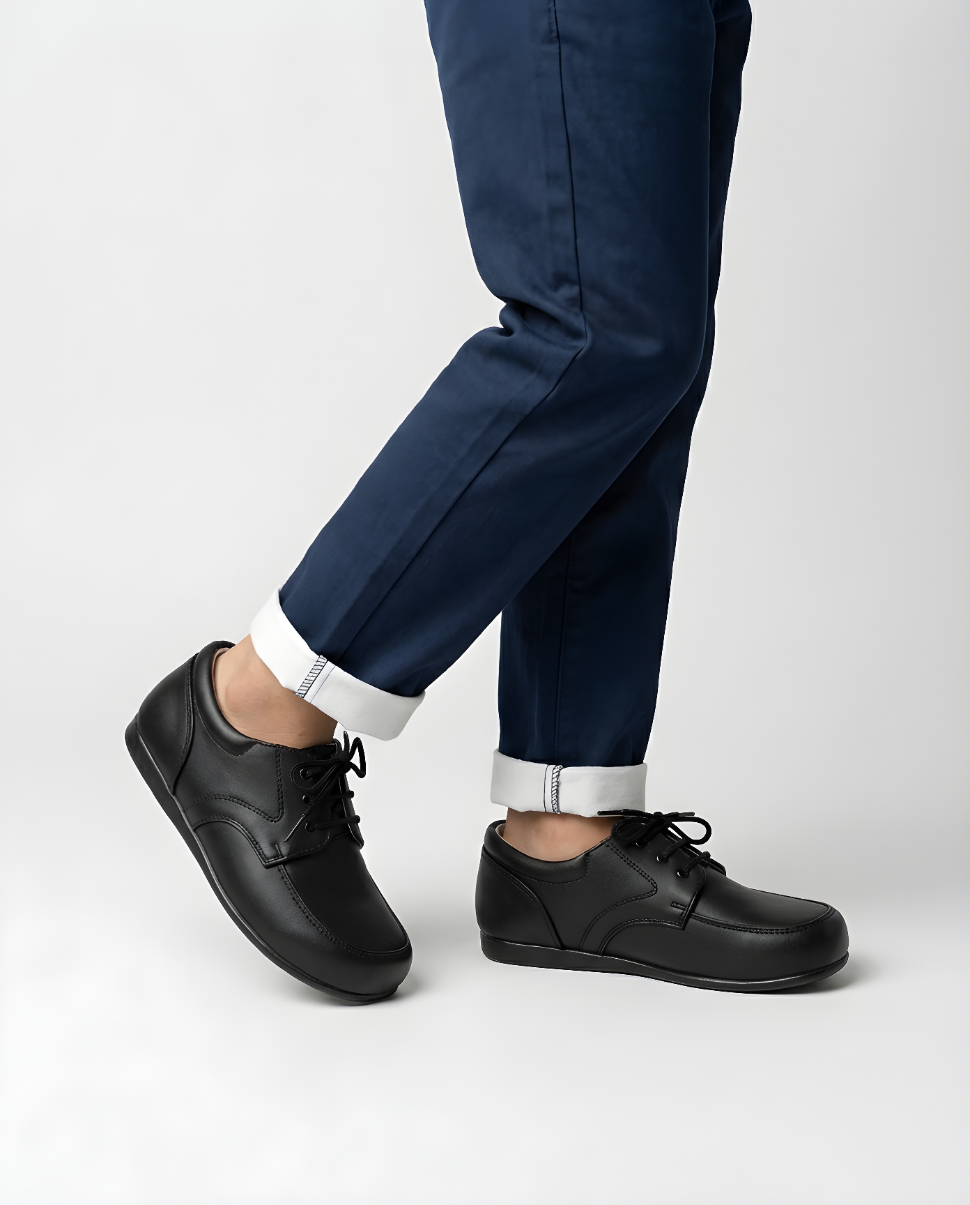 Boys classic black leather derby shoe — sole view