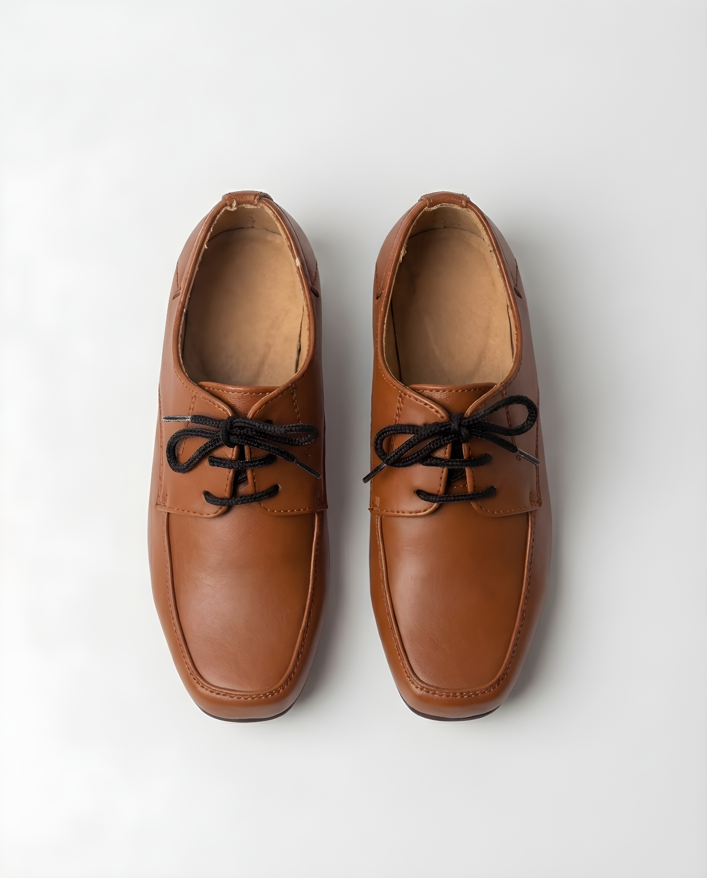 Boys cognac modern derby shoe — toe detail