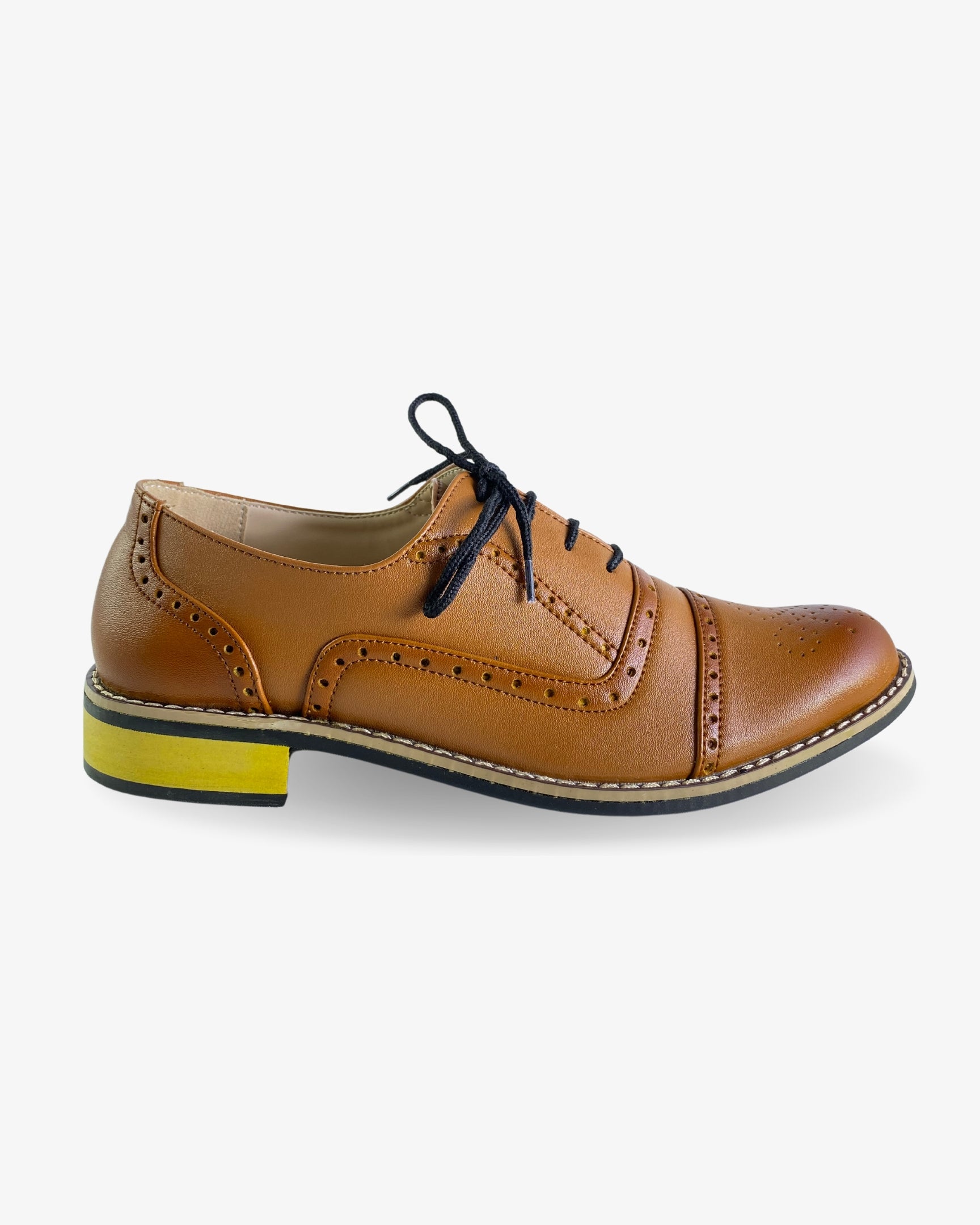 Boys saddle brown leather oxford shoe — sole view