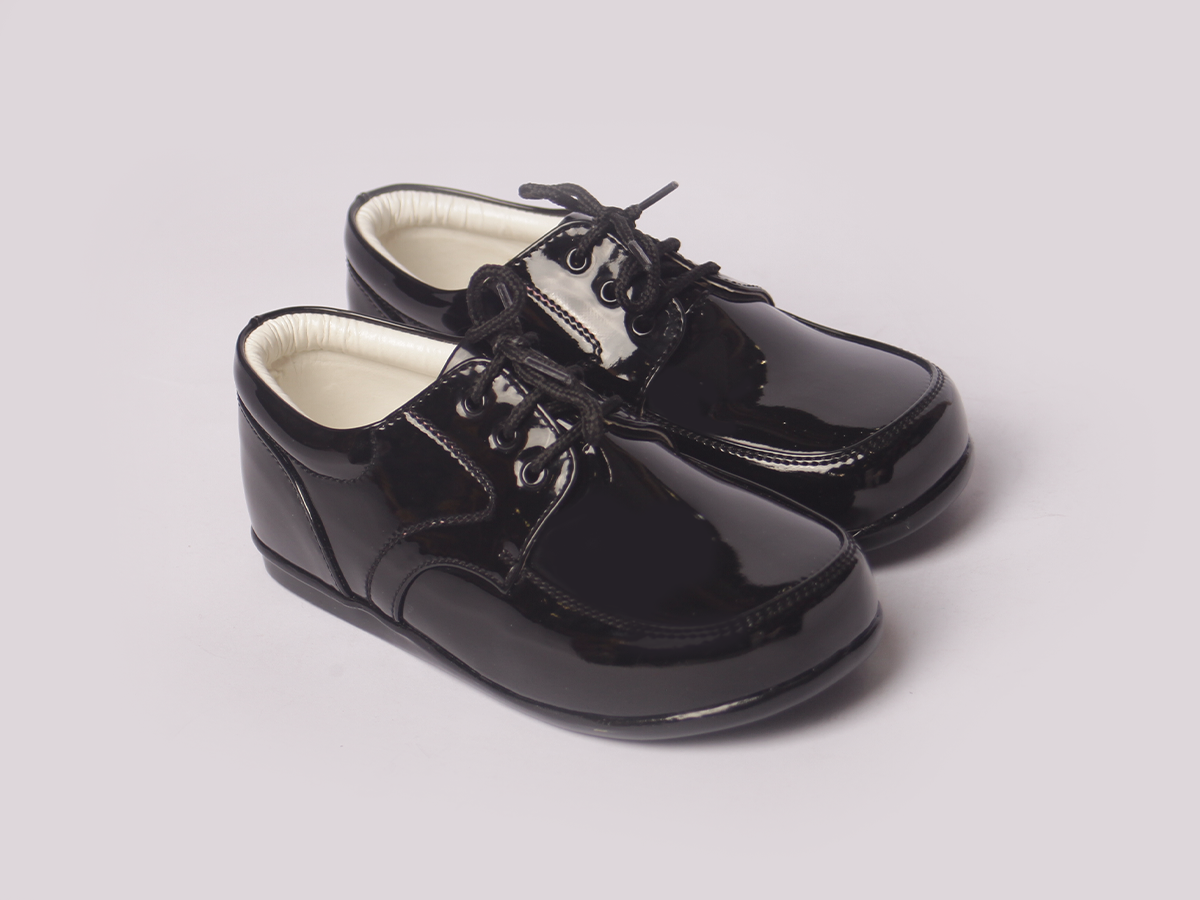 ROYAL LACE SHINY BLACK