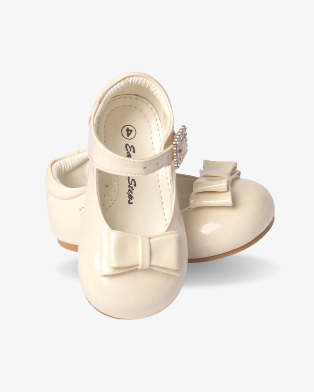 Cream Bow Shoe girls shoe sole view — Little Giants