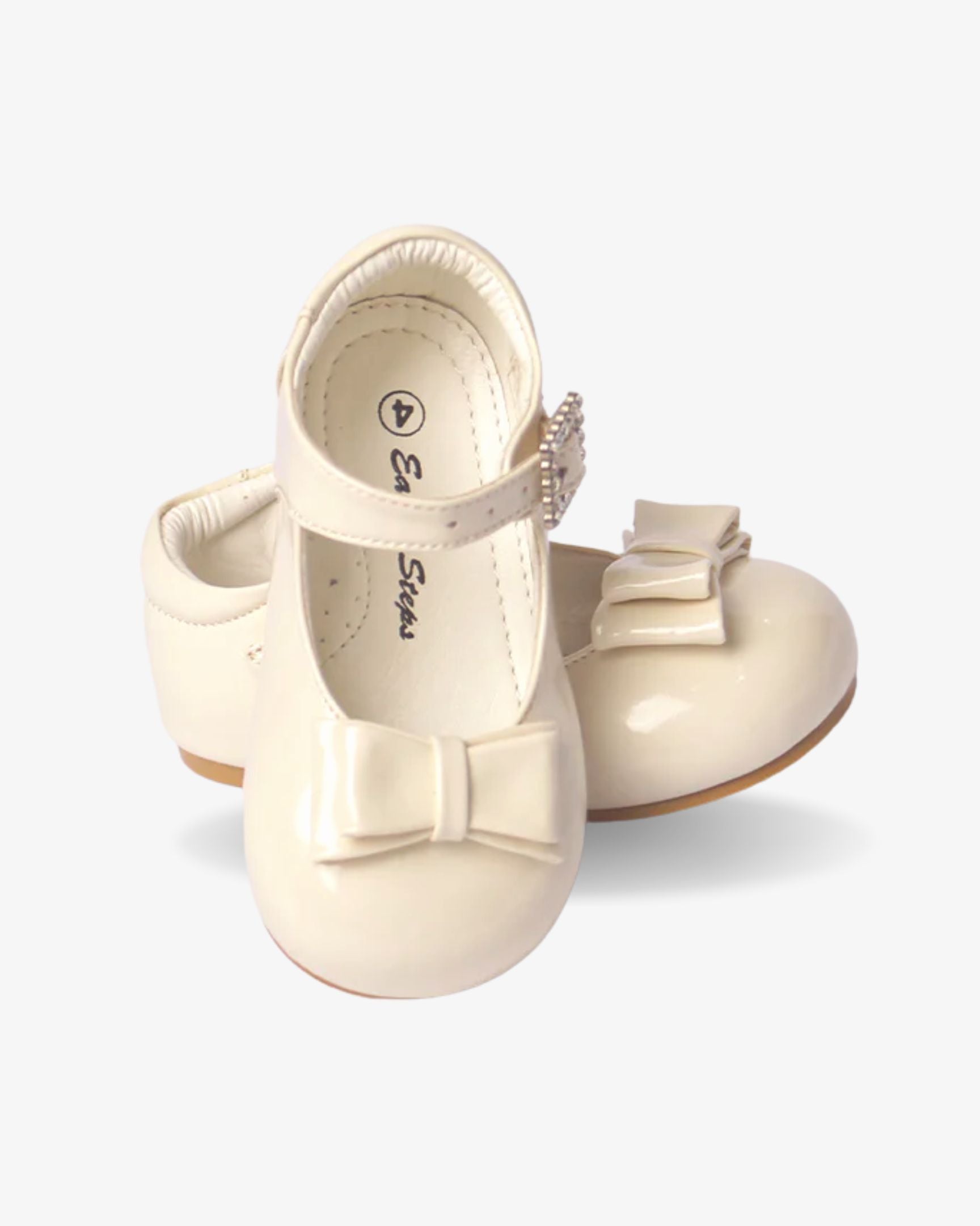 Cream Bow Shoe girls shoe sole view — Little Giants