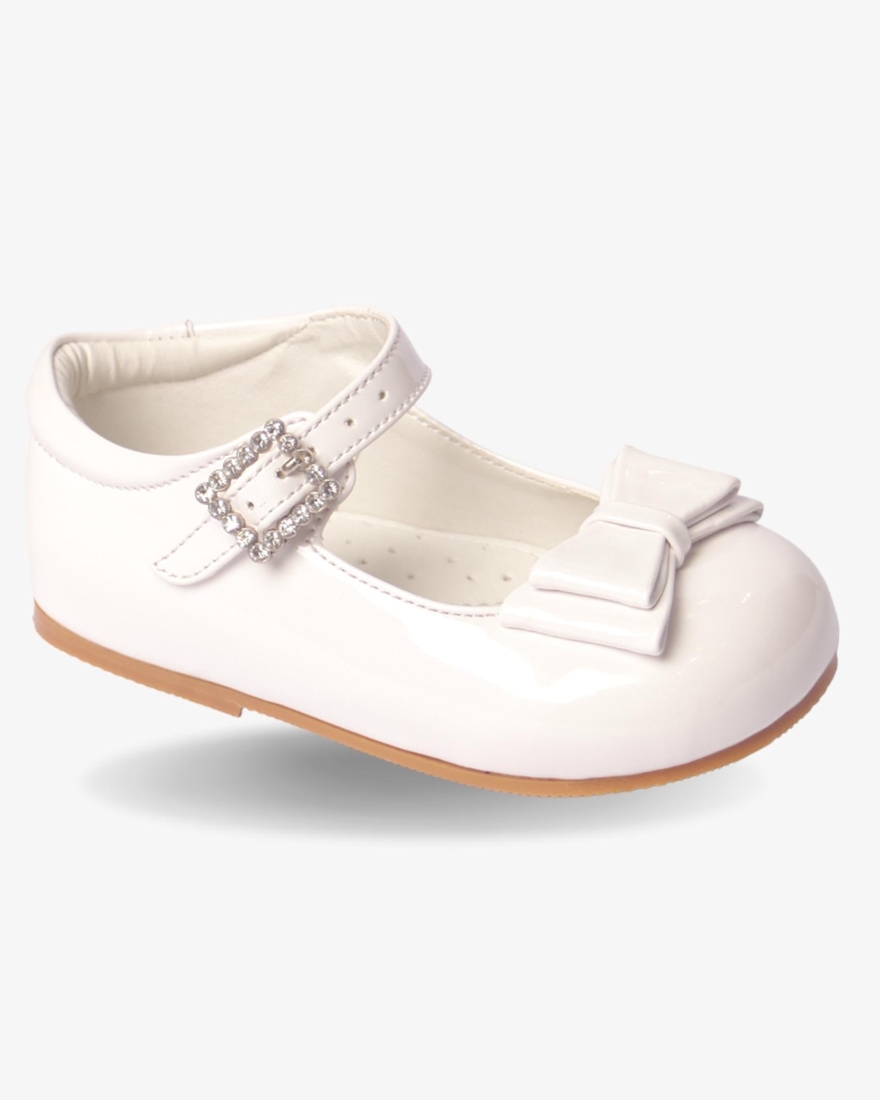 White Bow Shoe girls shoe front view — Little Giants