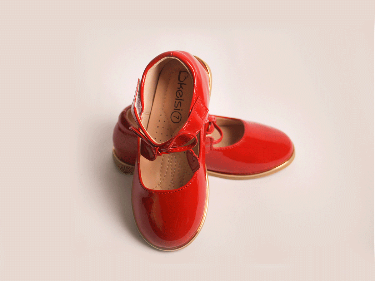 Red Heart Bow Shoe girls shoe three-quarter angle — Little Giants