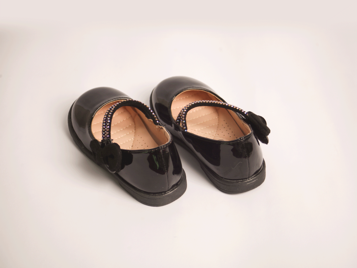 Black Multicolor Strap Shoe girls shoe toe detail — Little Giants
